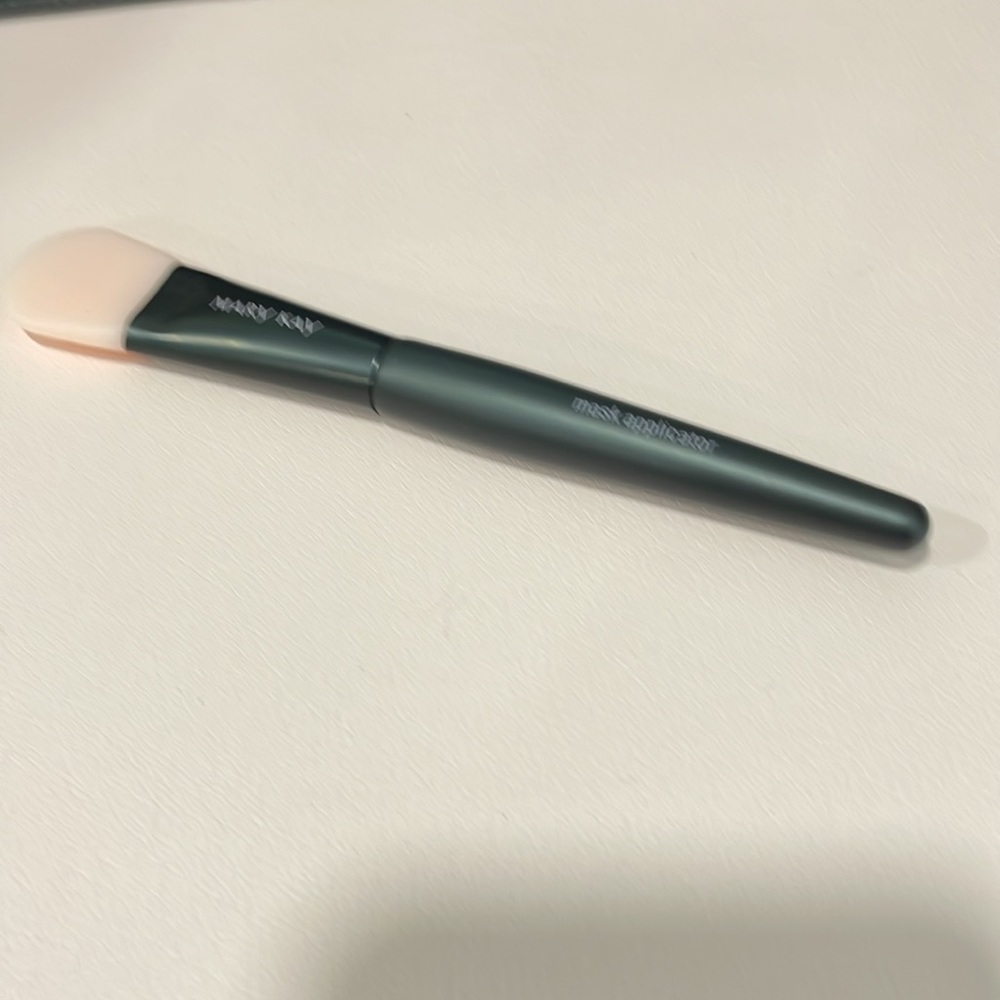 Mary Kay application brush - Picture 2 of 4